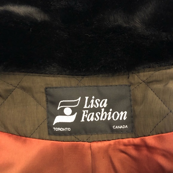 Vintage Lisa Fashion  Doable breasted quilted Coat made in Canada Toronto 🇨🇦 - Picture 8 of 15